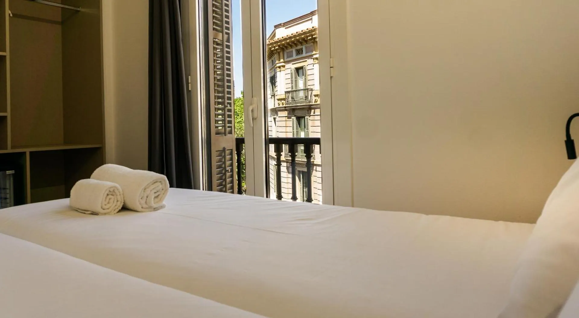 Fontanella Green House Barcellona Affittacamere