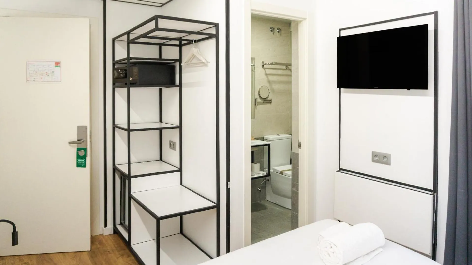 ** Affittacamere Fontanella Green House Barcellona Spagna