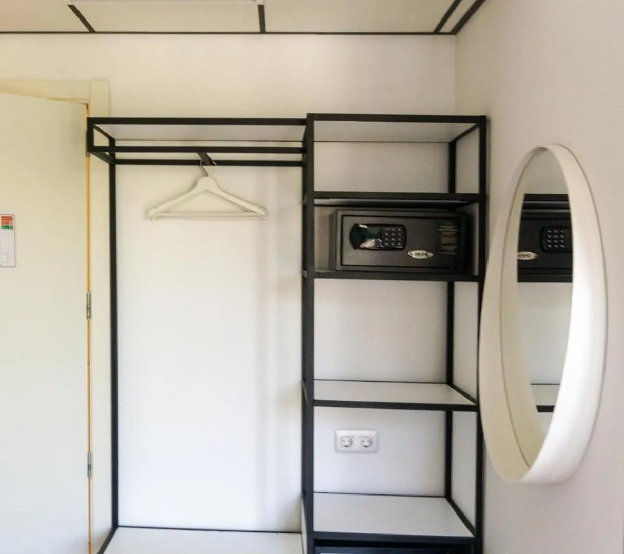 Fontanella Green House Barcellona 2*,