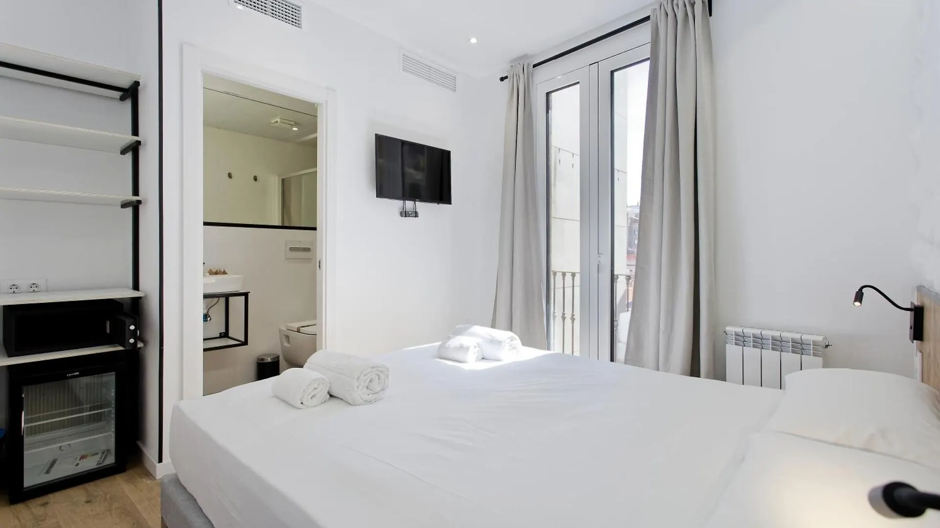 Affittacamere Fontanella Green House Barcellona
